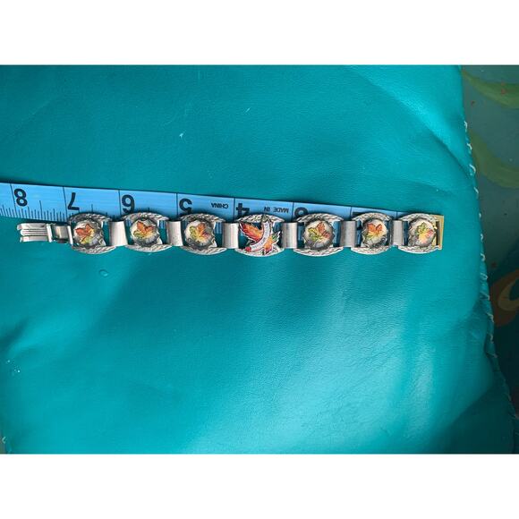 NIAGARA FALLS Canada Maple Leaf Reverse Painted INTAGLIO Glass Souvenir Bracelet - Picture 3 of 10